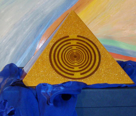 Organic Energy Accumulator Pyramid